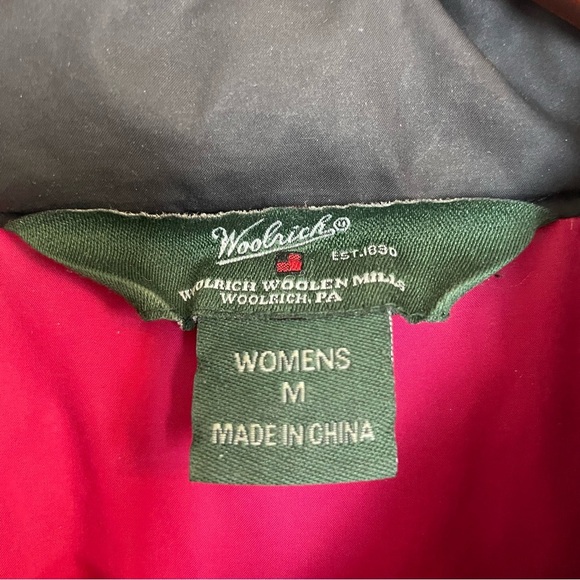 WOOLRICH Women’s Black Pink Full Zip Down Vest Size  Medium - Picture 2 of 16